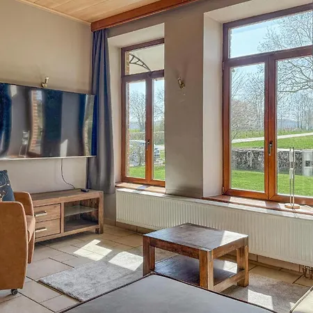 2 Bedroom Gorgeous In * Manhay