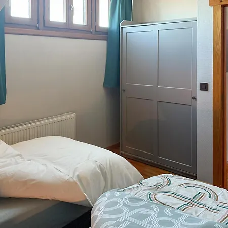 2 Bedroom Gorgeous In Manhay