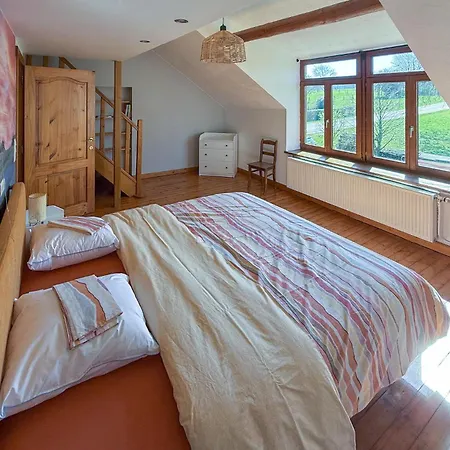 2 Bedroom Gorgeous In Hébergement de vacances