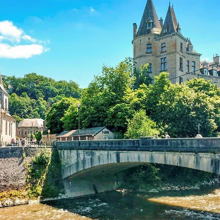 2 Bedroom Gorgeous In *