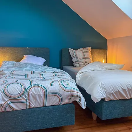 2 Bedroom Gorgeous In Prázdninový dům *
