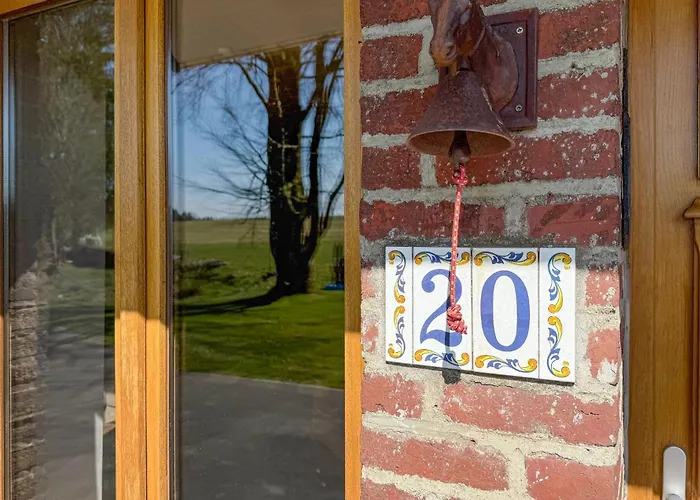 2 Bedroom Gorgeous In Ferienhaus *